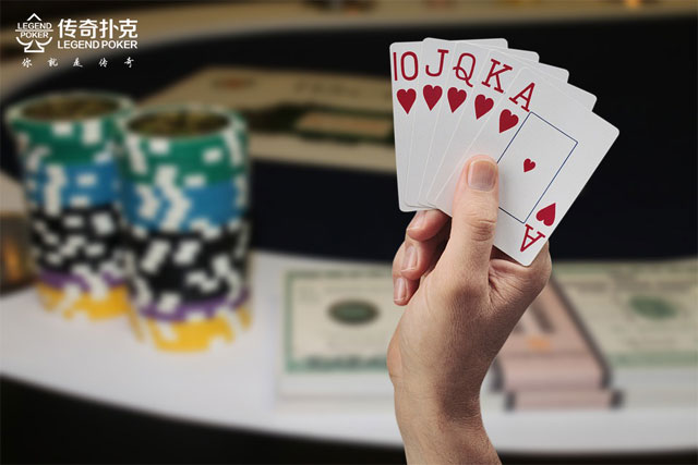 传奇扑克APP玩家进阶技巧：回顾你的手牌