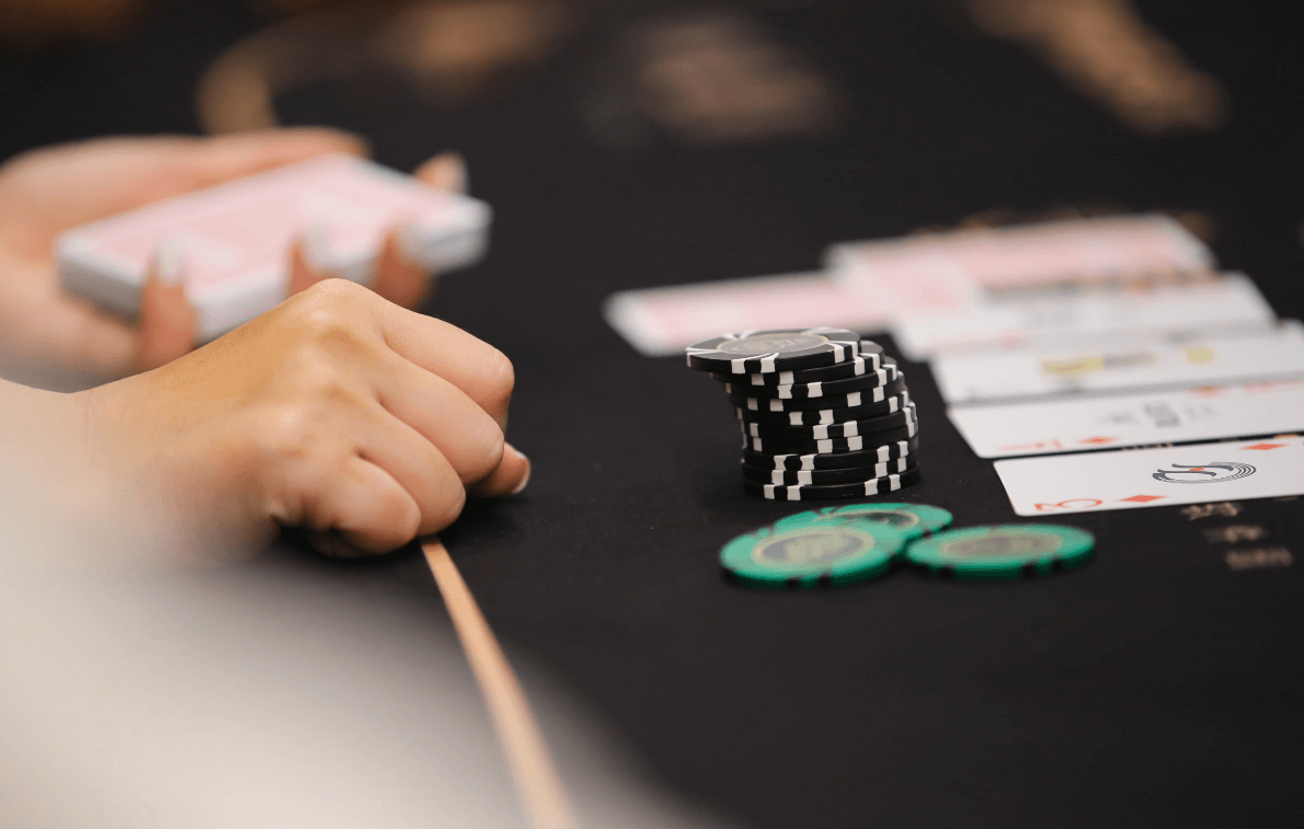 传奇扑克诈唬里存在的错误会让你损失筹码