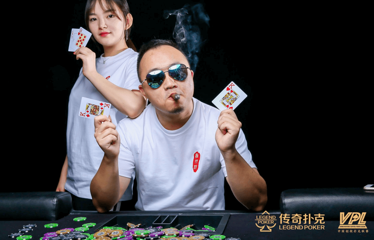 在扑克棋牌手游APP下载里没成牌的打法策略