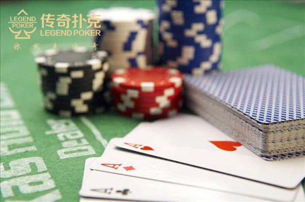 德州“挤压打法”指南：一文理清底层逻辑与实战应用