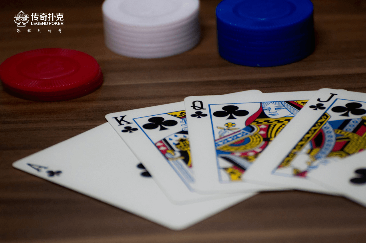 如何在传奇扑克APP中对抗紧逼的大盲注玩家？