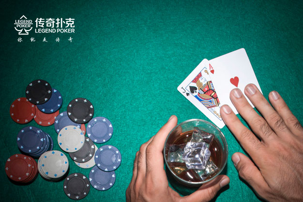 传奇扑克APP下载玩多桌的小技巧