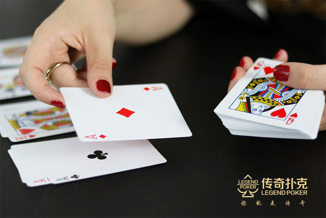 如何在传奇扑克APP利用底池赔率游戏听牌?