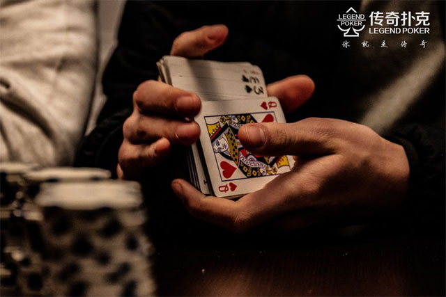 传奇扑克APP转牌出现双公对牌面怎么玩？